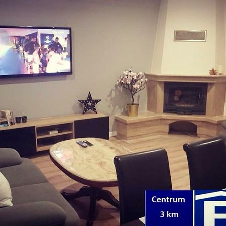 Red Rose Apartament -Parking -Taras- Faktura Vat Келце Екстериор снимка