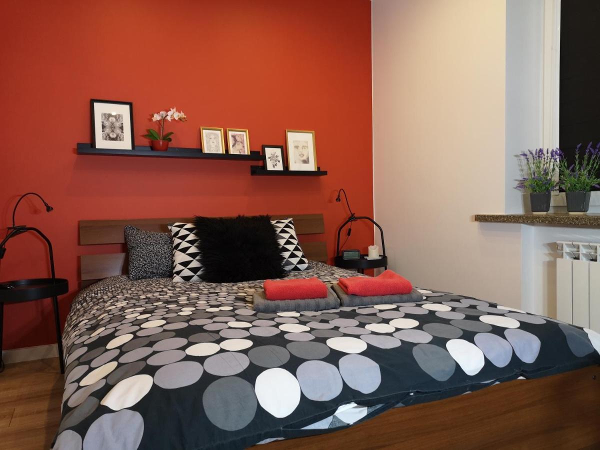 Red Rose Apartament -Parking -Taras- Faktura Vat Келце Екстериор снимка