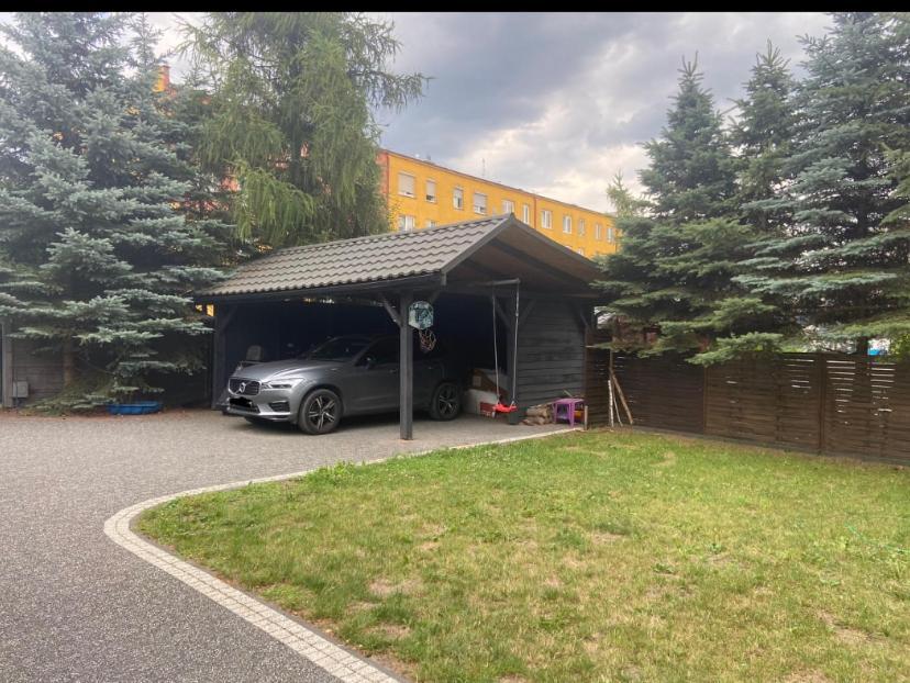 Red Rose Apartament -Parking -Taras- Faktura Vat Келце Екстериор снимка